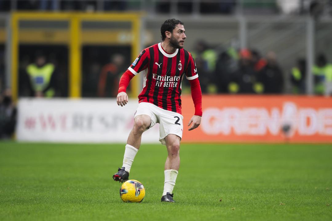 Okan Buruk sıcak bakıyor: Galatasaray a Milan ın yıldızından haber geldi! 3