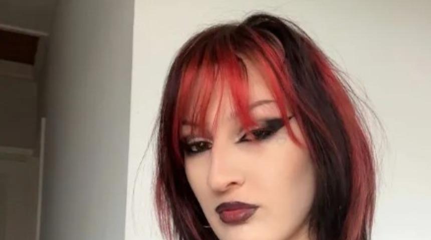 Sonunda bu da oldu! Göğüs büyütme ameliyatı için bağış topluyor... "Büyük göğüslere ihtiyacım var"