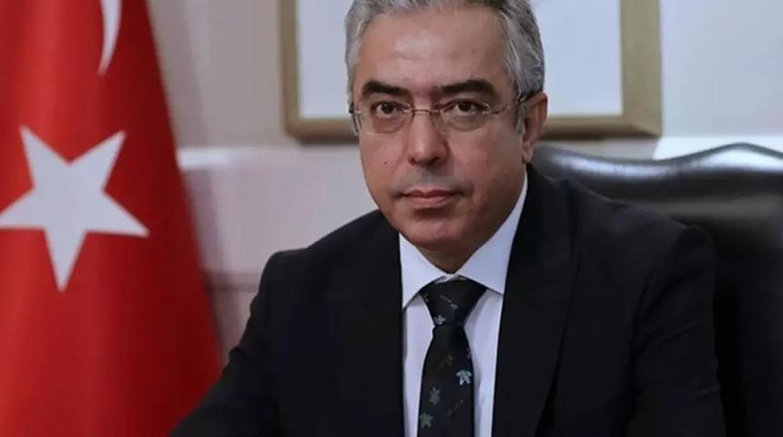 Cumhurbaşkanı Başdanışmanı Mehmet Uçum'dan, 'teğmenler' açıklaması: "'Mustafa Kemal’in askerleriyiz' ifadesi ihraç sebebi olsaydı hepsinin ihraç edilmesi gerekirdi"