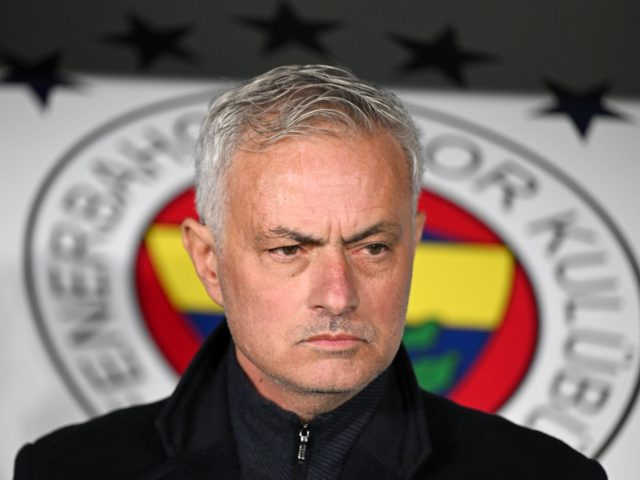 SON DAKİKA: Fenerbahçe 13 dakikada 2 farklı geriye düşünce taraftar çılgına döndü! Yeni transfere büyük tepki