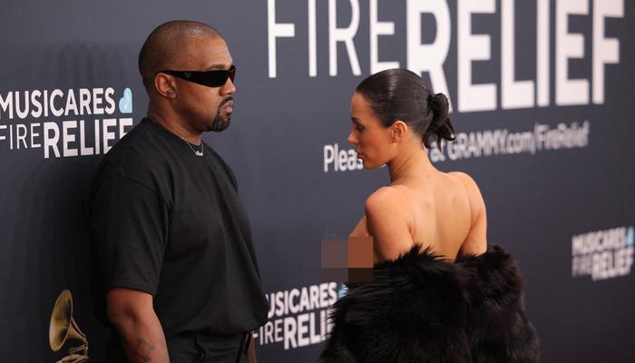 Kırmızı halıda kürkünü bir anda indirdi! Kovuldu