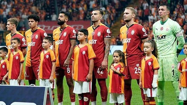Galatasaray'da krizin adıydı, Mourinho'nun eski takımına imza atmak için İstanbul'dan ayrıldı! İmza...
