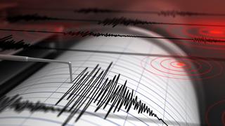 Ege Denizi'nde gece yarısı korkutan deprem! 
