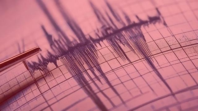 Ege Denizi'nde deprem fırtınası hız kesmeden devam ediyor: Ege bu kez 5.1'le sallandı!
