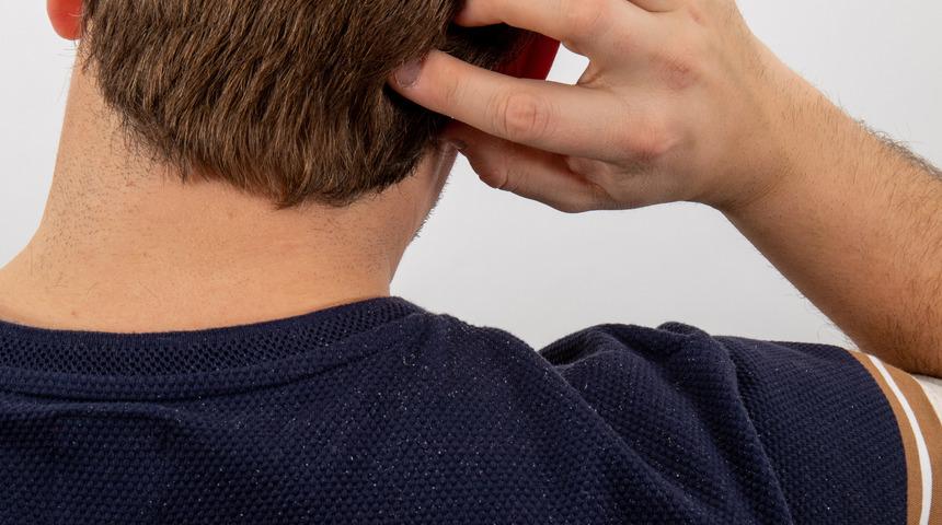 Saç derisi kaşıntısı nasıl geçer? Saç derisi kaşıntısına ne iyi gelir? Saç derisi kaşıntısına iyi gelen yağlar