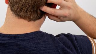 Saç derisi kaşıntısı nasıl geçer? Saç derisi kaşıntısına ne iyi gelir? Saç derisi kaşıntısına iyi gelen yağlar