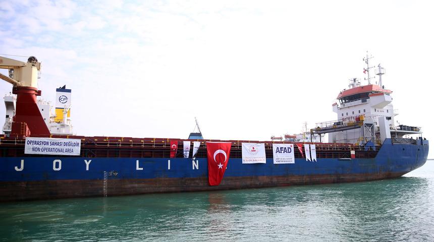 Gazze'ye insani yardım ulaştıracak "15. İyilik Gemisi" Mersin'den uğurlandı
