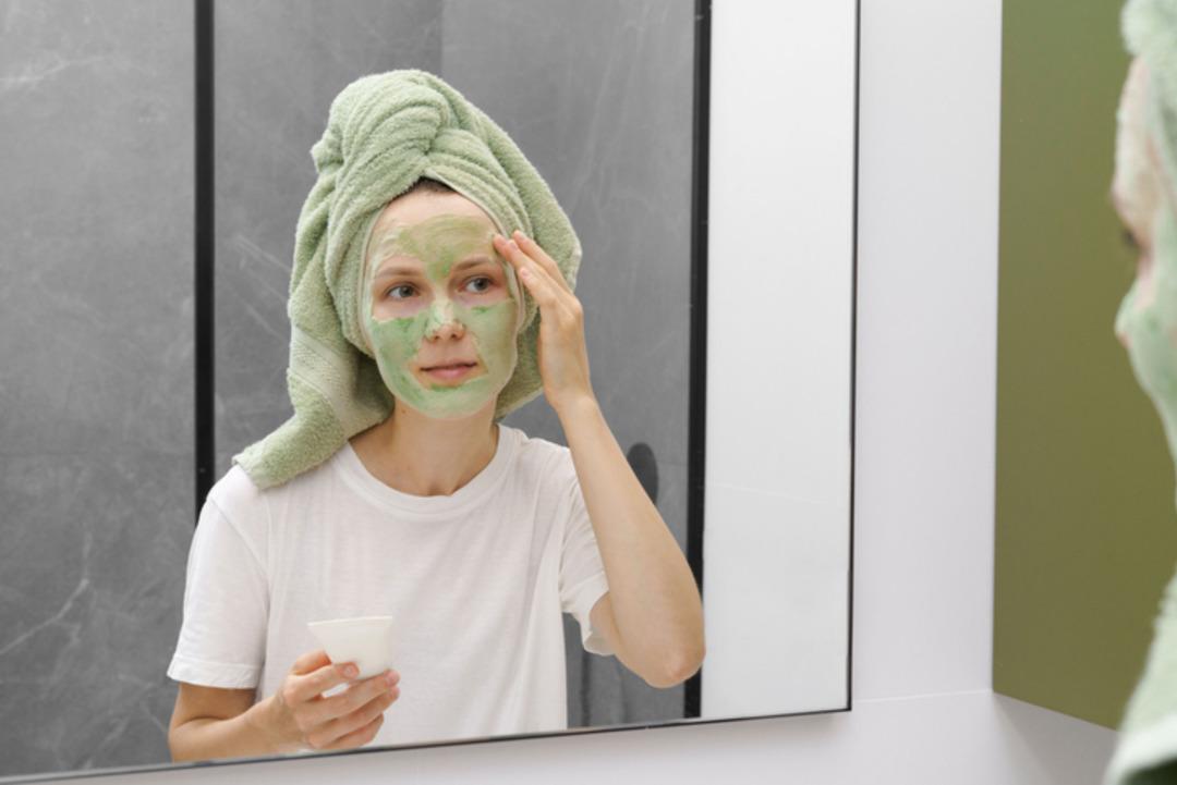 Evdeki malzemeler yetiyor: Sivilcelerin kökünü kurutacak maske önerileri! 5