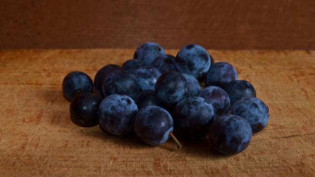 Güvem eriği nasıl, nerede yetişir? Güvem eriği bakımı nasıl yapılır? Güvem eriği diğer adı, fidanı ve ağacı