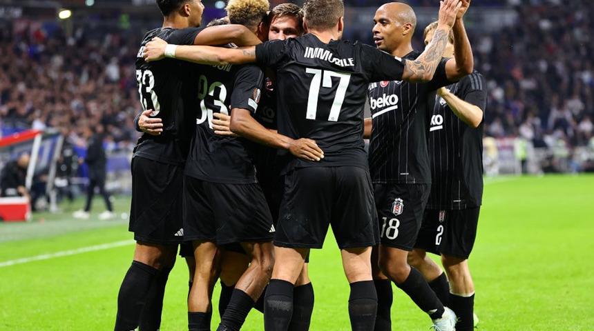 Beşiktaş'ta iki ayrılık aynı anda duyuruldu! Musrati ve Ndour için resmi açıklama