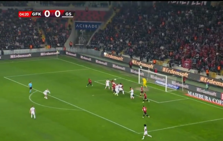 Ahmed Kutucu, Galatasaray kariyerine füzeyle başladı! Ceza sahası dışından topa öyle bir vurdu ki... G1