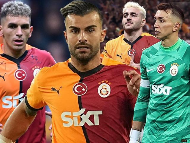 Galatasaraylı oyuncular sarı kart gördü, sosyal medya yıkıldı! "Kasten sarı kart görmenin cezası 2 maçtır"