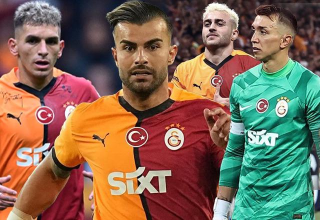 Galatasaraylı oyuncular sarı kart gördü, sosyal medya yıkıldı! "Kasten sarı kart görmenin cezası 2 maçtır"