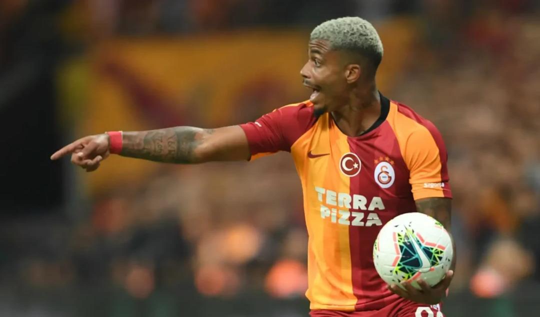 Galatasaray maç sonunda bir transferi daha bitirdi! Yıldız oyuncu 4 yıl aranın ardından geri dönüyor... 2