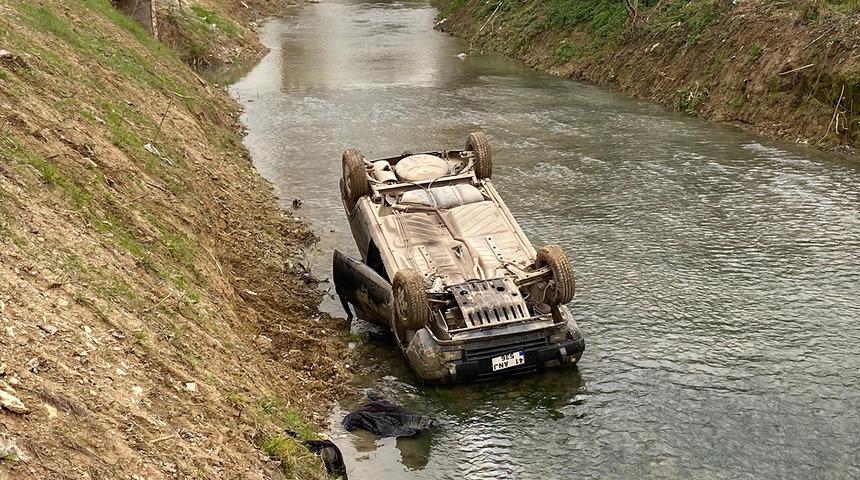 Otomobili dereye uçtu, sanki kendisinin değilmiş gibi davrandı! Yaptığı savunma pes dedirtti