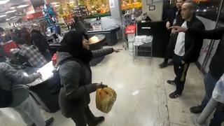 Ben hırsız mıyım? çığlıkları Esenyurt'u inletti! Market çalışanları fişini görmek isteyince sinir krizi geçirdi...