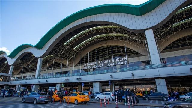 Kar kapıda, Sabiha Gökçen'de uçuşlar teker teker iptal ediliyor