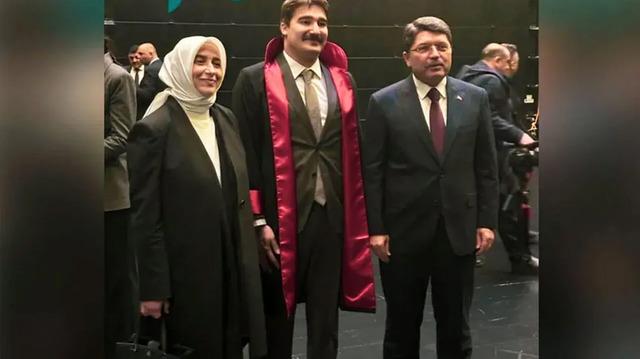 Özlem Zengin'in Cumhurbaşkanı Erdoğan'la tanıştırdığı yeğeninin nereye atandığı belli oldu