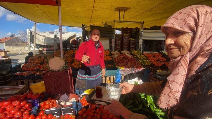 'Bu iş bana ticareti öğretti' 84 yaşında, 9 yıldır işletiyor! Eşi öldükten sonra boşluğa düşünce başladı G3