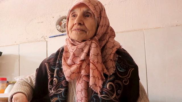 'Bu iş bana ticareti öğretti' 84 yaşında, 9 yıldır işletiyor! Eşi öldükten sonra boşluğa düşünce başladı