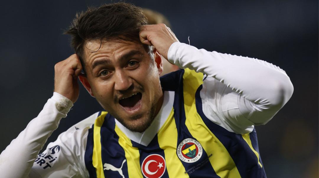 Cengiz Ünder i hiçbir Avrupa kulübü almadı! Fenerbahçe nin kapısını çalan kulüp herkesi çok şaşırttı... Kariyerinde ilki yaşabilir! 1