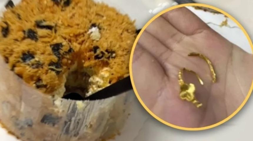 Evlilik teklifi bir anda yerle bir oldu! Genç kadın pastanın içindeki yüzüğü fark etmeden çiğnedi: "Güçlü dişleri için gelini tebrik ederim"