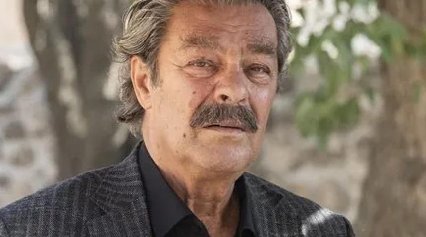 Aylarca hastanede yatan Kadir İnanır'ın son hali ortaya çıktı! "Çok iyi görünüyor"