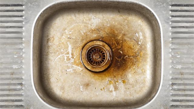 Lavaboda pas lekesi neden olur? Lavabodaki pas lekesi nasıl çıkar?