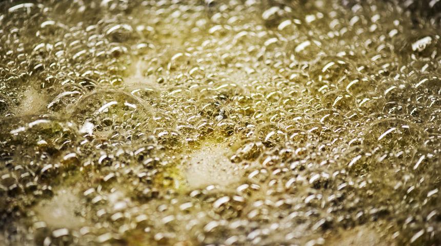 Kızartma kokusu nasıl giderilir? Kızartma kokusu nasıl ge&ccedil;er? En faydalı kızartma kokusu giderme y&ouml;ntemleri