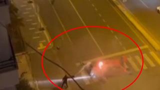 Diyarbakır'da refüje çarpan otomobil alev aldı; o anlar kamerada