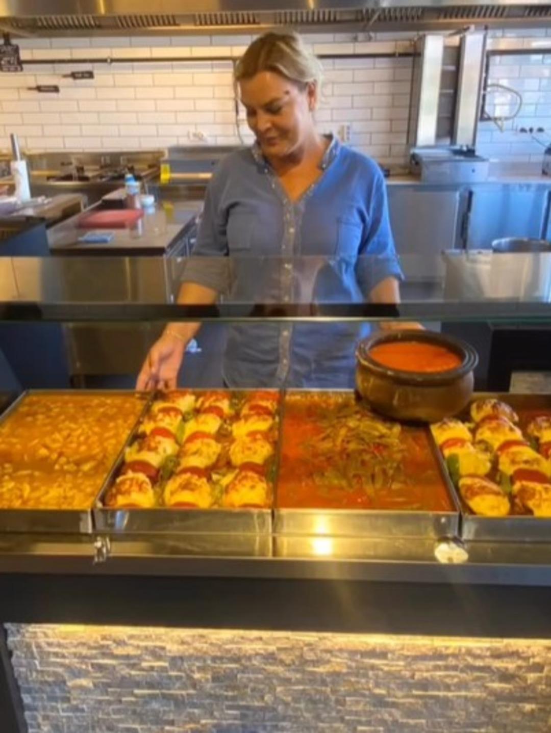 Yeşilçam ın cesur kadınlarından biriydi! Her şeyi bırakıp oto sanayide lokanta açtı! Sibel Turnagöl son haliyle gündem oldu 5