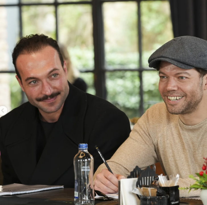 Eşref Rüya oyuncuları kimler? Efsane kadro gündemde... Demet Özdemir paylaştı G3