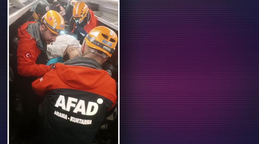 Sivas’ta feci kaza! Yolcu otobüsü tıra çarptı, şoför hayatını kaybetti... Yaralılar var