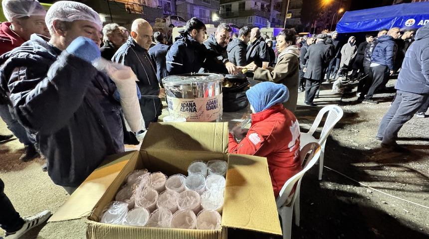 Adana'da depremde hayatını kaybedenler anıldı