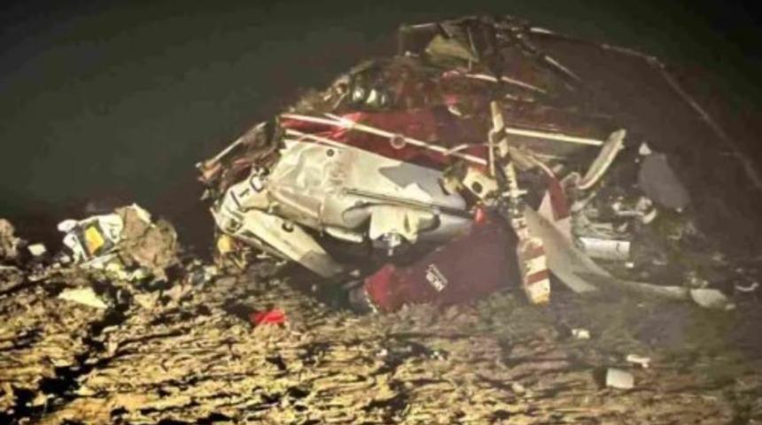 İtalya'da ortaçağ kalesinin zeminine helikopter düştü! 3 kişi hayatını kaybetti: Dünyaca ünlü iş insanı da yolcular arasındaydı