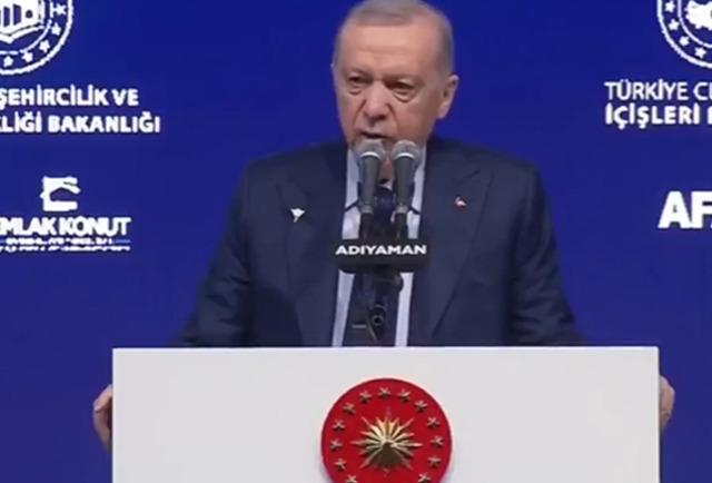 Cumhurbaşkanı Erdoğan, Adıyaman'da anma törenine katıldı:  Yıl sonuna kadar 453 bin konutu tamamlayacağız