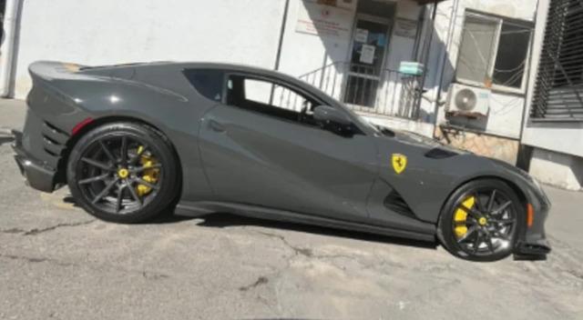 İnanılmaz operasyon: Kazma, kürek, halı var demişlerdi içinden Ferrari çıktı! Yer Mersin…