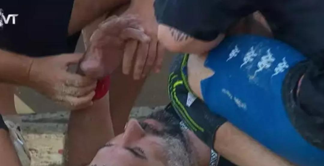 Survivor da korkutan anlar! Hikmet Tuğsuz bir anda yere yığıldı! Arkadaşları yalnız bırakmadı 2