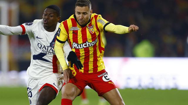 Uçak hazır bekliyor... Galatasaray teklifi artırdı anlaşma an meselesi! Przemyslaw Frankowski'ye 3.5 yıllık sözleşme