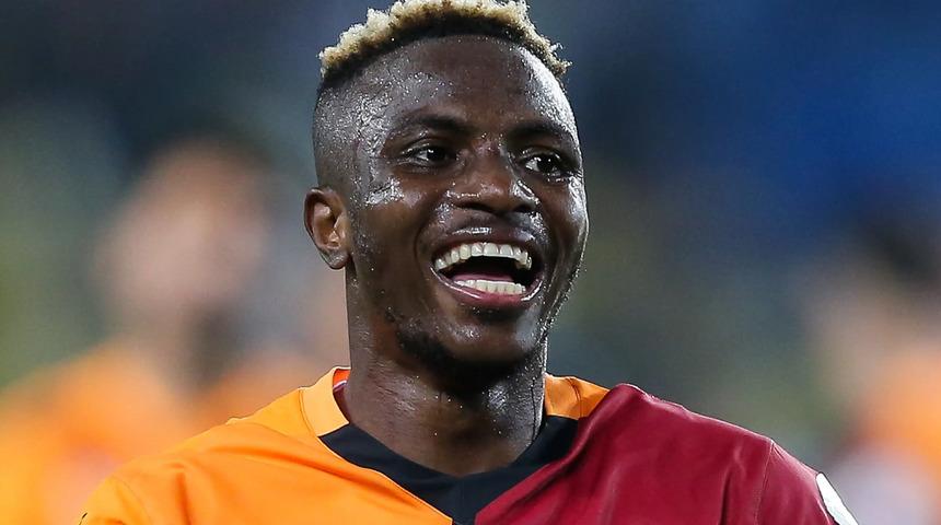 Osimhen için Napoli'ye rekor bonservis teklifi! 80 milyon Euro verdiler, Napoli düşünmeden 'evet' dedi...