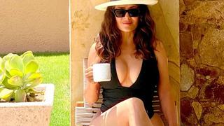 5 adımda Salma Hayek'in genç kalma sırları... Sirkeyi bakın nasıl içiyor