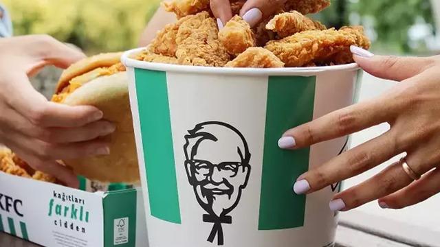 115’ten fazla ülkede var! Ünlü fast food zinciri batıyor mu? Çalışanlar protesto ediyor: “Haklarımızı alamıyoruz”