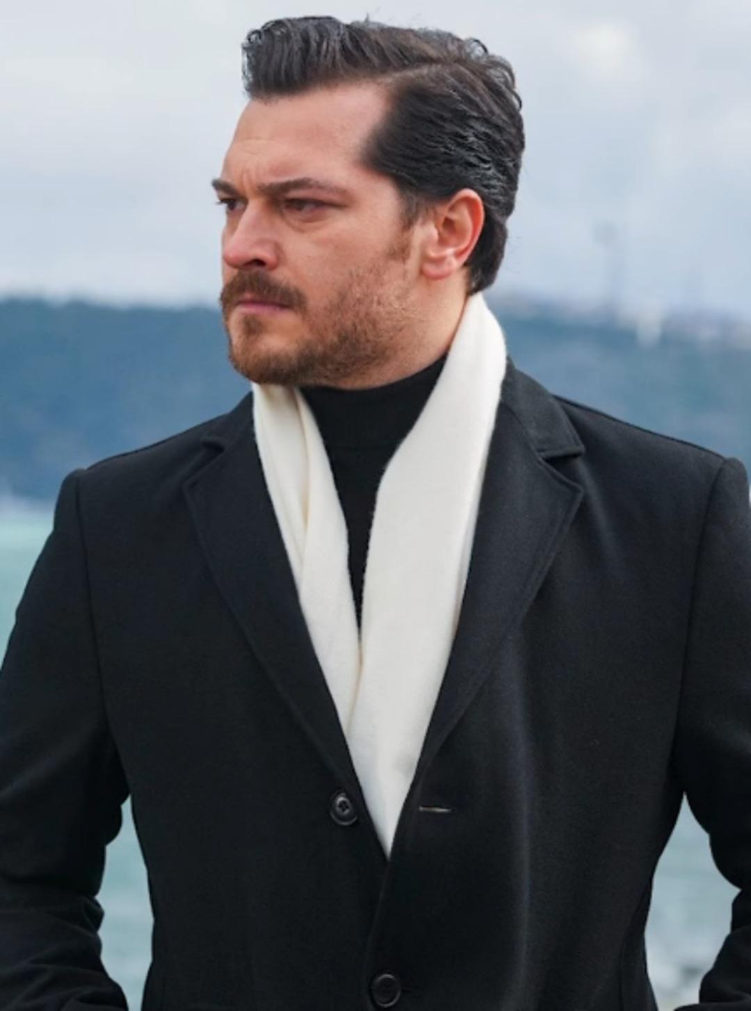 Eşref Rüya nın Eşref i Çağatay Ulusoy un mafya imajına sosyal medyada yorum yağdı 1