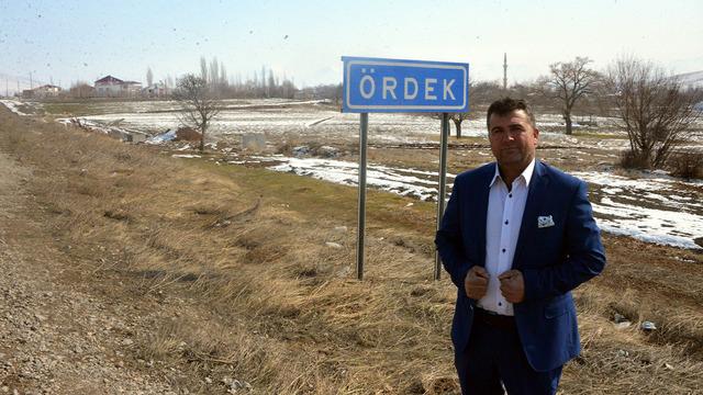  Alaylara dayanamadılar 110 yıllık mahallenin ismini değiştirdiler: Ördek çok mu, ava gelelim mi?