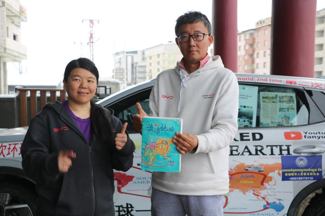 Elektrikli araçla dünya turuna çıkan çift Hakkari’ye geldi! 83 ülke gezdiler… 1