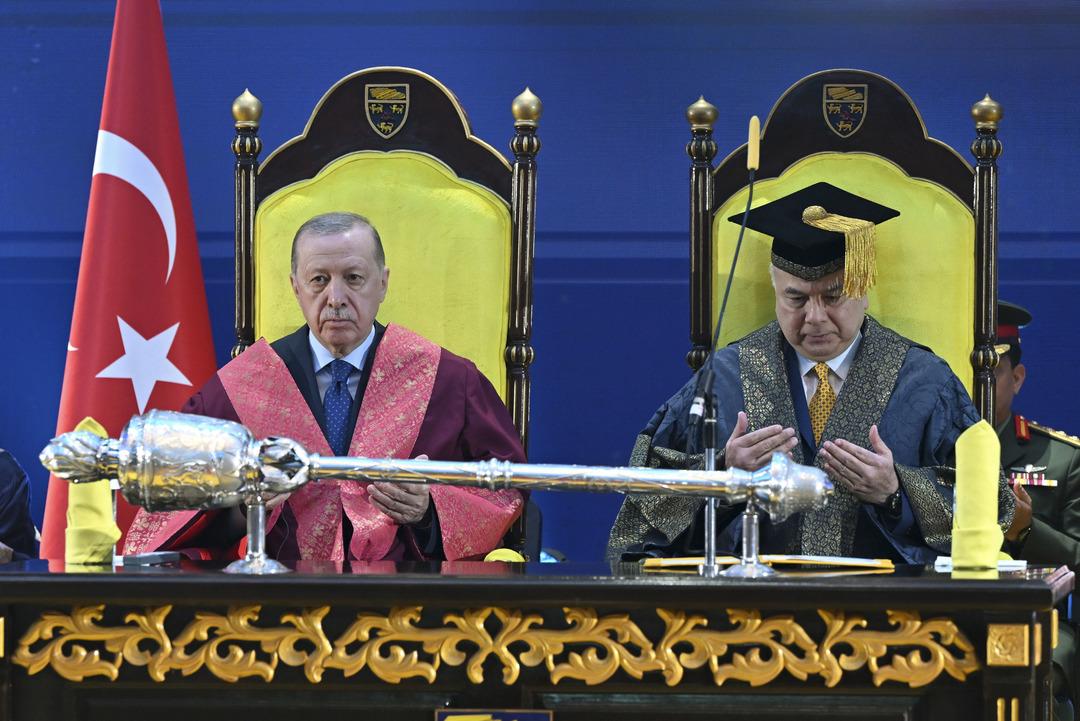 AA-20250210-37008204-37008196-CUMHURBASKANI_ERDOGAN_MALEZYADA