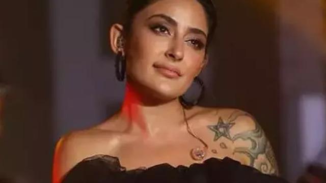 Melek Mosso Sanat değeri taşımayan ürünler çıkıyor diyerek anlattı