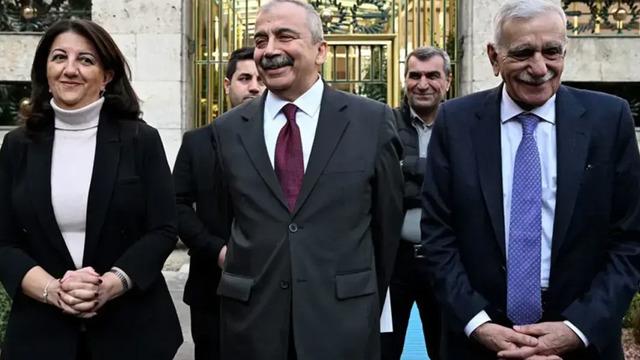 DEM Parti'den Erbil'e ziyaret! Barzani ile görüşecekler