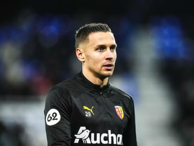 SON DAKİKA: Galatasaray 5. transferini resmen açıkladı! Sarı-Kırmızılılar Przemyslaw Frankowski transferini resmen duyurdu