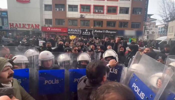 Van'da ortalık karıştı! DEM Partili vekil polis kalkanını kırdı, çok sayıda gözaltı: 'Bana bak, amir misin nesin'